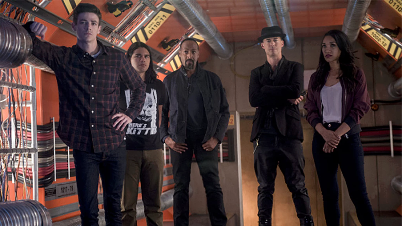 Side note: one of the highlights of this season has absolutely been Tom Cavanagh’s insistence on wearing a hat 100% of the time.